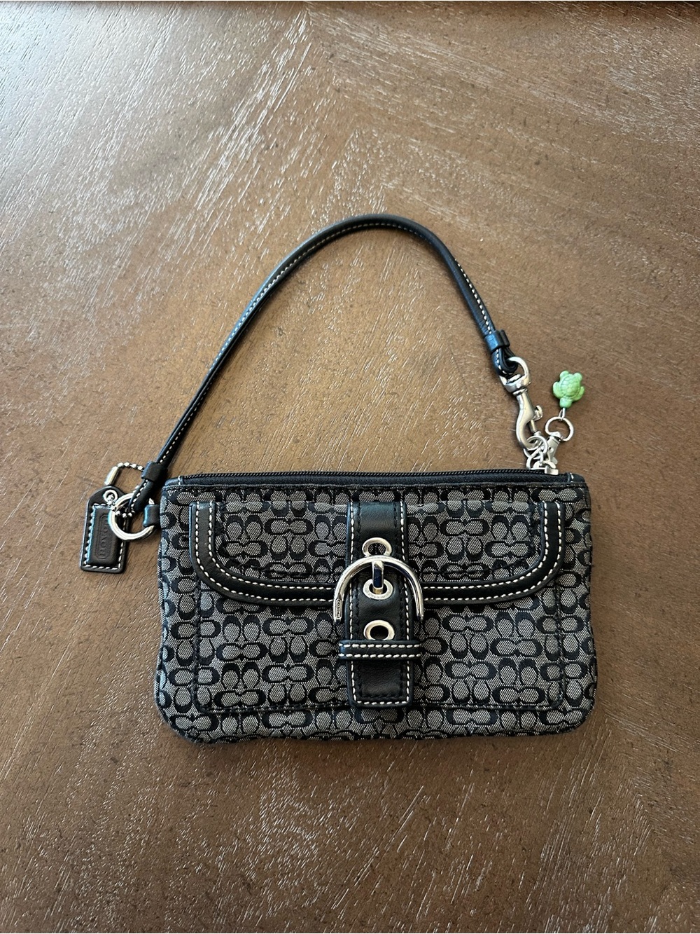 Coach Soho Signature Canvas Buckle Wristlet Y2K Vinta… - Gem